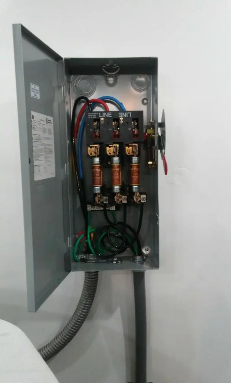 Three-phase disconnect switch installed for Electrical Wiring & Rewiring in Warrenton